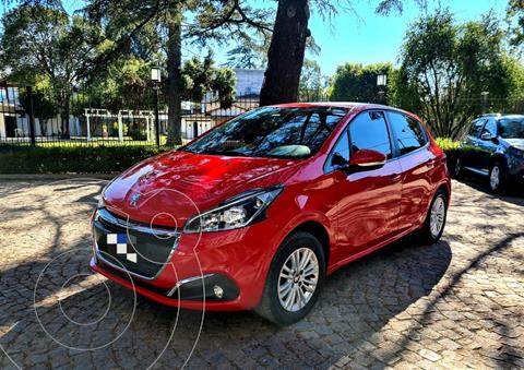 foto Peugeot 208 Allure 1.6 usado (2017) color Rojo precio $1.630.000