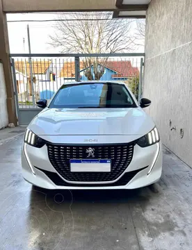 Peugeot 208 Feline 1.6 usado (2021) color Blanco financiado en cuotas(anticipo $4.000.000 cuotas desde $95.000)