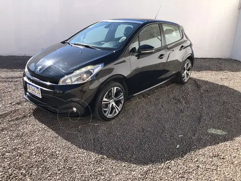 Peugeot 208 208 1.6 GT usado (2017) color Negro precio $10.900.000