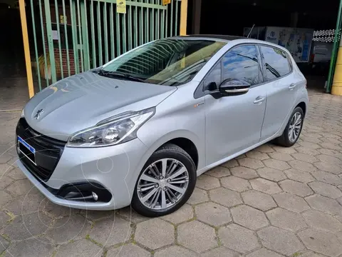 Peugeot 208 Feline 1.6 Aut usado (2019) color Gris Aluminium financiado en cuotas(anticipo $6.500.000)