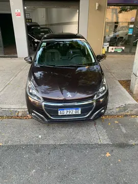 Peugeot 208 Feline 1.6 usado (2019) color Rouge Noir financiado en cuotas(anticipo $8.500.000 cuotas desde $515.000)