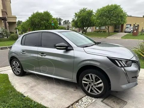 Peugeot 208 Feline 1.6 Tiptronic usado (2023) color Gris financiado en cuotas(anticipo $3.000.000 cuotas desde $200.000)