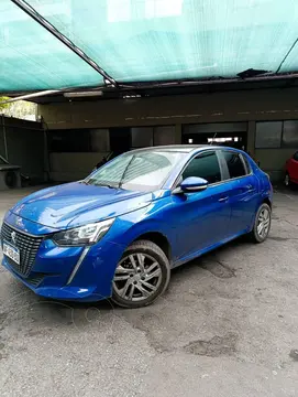 Peugeot 208 Active 1.6 usado (2022) color Azul Oscuro precio $6.000.000
