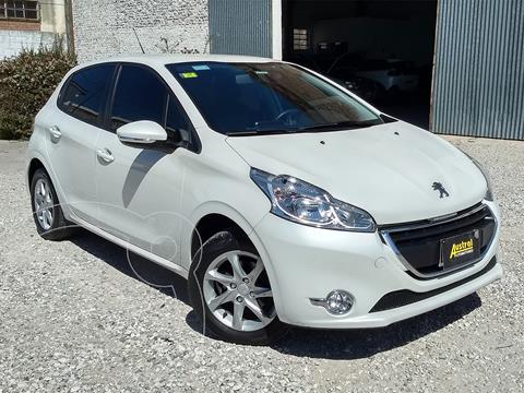 foto Peugeot 208 Allure 1.6 usado (2014) precio $750.000