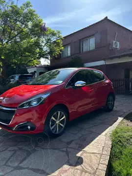 Peugeot 208 Feline 1.6 usado (2018) color Rojo Aden financiado en cuotas(anticipo $3.000.000 cuotas desde $255.000)