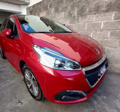 Peugeot 208 Feline 1.6 Pack Cuir usado (2016) color Rojo Aden precio $15.000.000