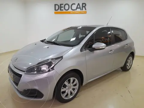 Peugeot 208 Active 1.6 usado (2018) color Plateado precio $16.000.000