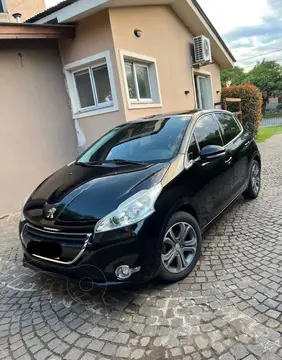 Peugeot 208 Feline 1.6 usado (2020) color Negro precio $6.500.000