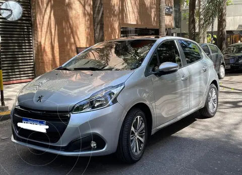 Peugeot 208 Feline 1.6 usado (2020) color Gris financiado en cuotas(anticipo $5.500.000 cuotas desde $190.000)