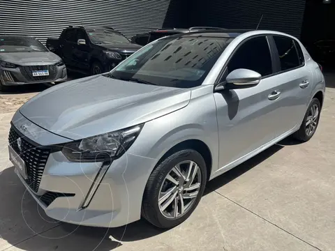 Peugeot 208 Allure 1.6 usado (2022) color Plata precio $20.900.000