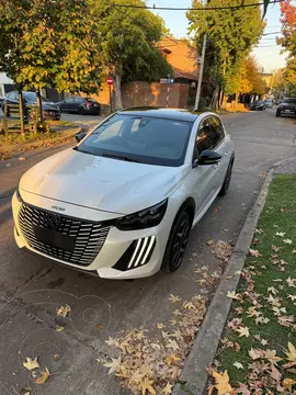 Peugeot 208 GT T200 usado (2025) color Blanco Banquise financiado en cuotas(anticipo $8.000.000 cuotas desde $370.000)