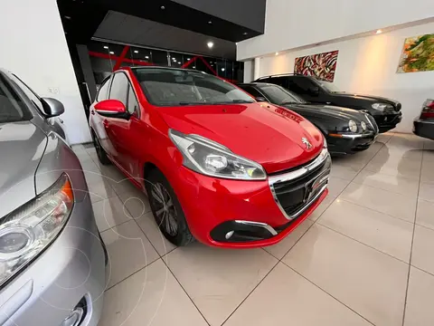 Peugeot 208 Allure 1.6 usado (2017) color Rojo precio $14.700.000