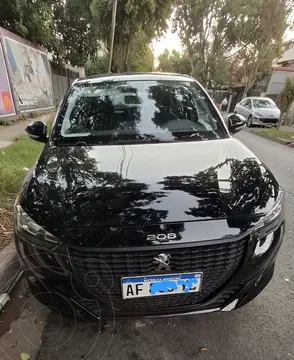 Peugeot 208 Active 1.6 Pack usado (2023) color Negro precio $23.500.000