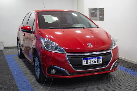 Peugeot 208 Allure 1.6 usado (2019) color Rojo Aden financiado en cuotas(anticipo $3.900.000)