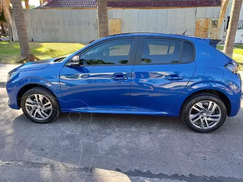 Peugeot 208 Feline 1.6 Tiptronic usado (2023) color Azul Oscuro financiado en cuotas(anticipo $2.500.000 cuotas desde $180.000)