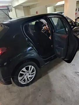 Peugeot 208 Active 1.6 Pack usado (2023) color Negro Perla precio $22.800.000