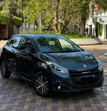 Peugeot 208 Feline 1.6 Tiptronic usado (2020) color Negro Perla financiado en cuotas(anticipo $4.000.000 cuotas desde $200.000)