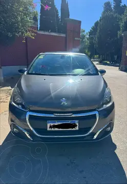 Peugeot 208 Allure 1.6 usado (2019) color Gris precio $12.000.000