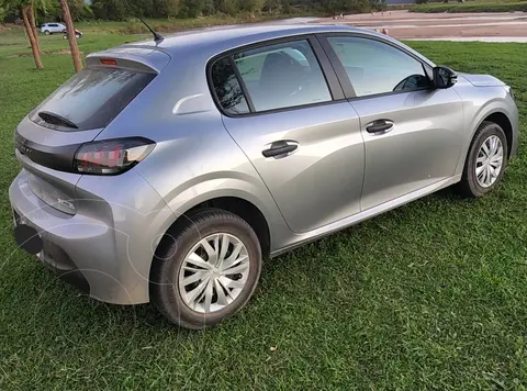 Peugeot 208 Like 1.2 usado (2023) color Gris precio u$s16.000