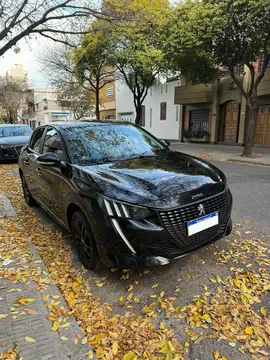 Peugeot 208 Style 1.6 Tiptronic usado (2023) color Negro Perla financiado en cuotas(anticipo $8.500.000)