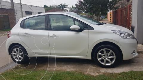 Peugeot 208 Allure 1.6 Tiptronic usado (2016) color Blanco Nacre precio $2.200.000