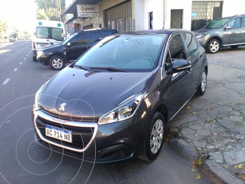 foto Peugeot 208 Active 1.6 usado (2018) color Gris Oscuro precio $1.390.000