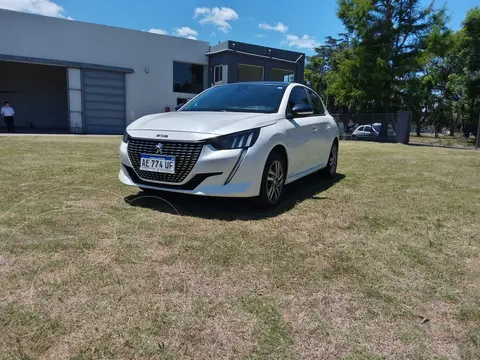 Peugeot 208 Feline 1.6 Tiptronic usado (2021) color Blanco precio $22.900.000