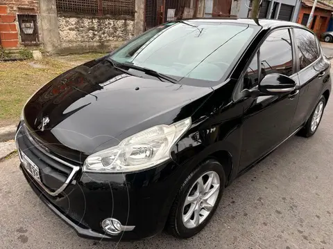 Peugeot 208 Active 1.5 usado (2018) color Negro Perla financiado en cuotas(anticipo $5.100.000 cuotas desde $230.000)