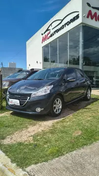Peugeot 208 208 1.6 5P ALLURE usado (2015) color blue precio u$s9.500