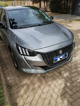 Peugeot 208 Active 1.6 usado (2022) color Gris Aluminium precio $3.250.000