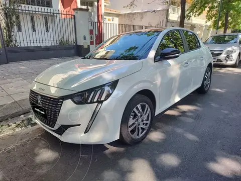 Peugeot 208 Feline 1.6 Tiptronic usado (2023) color Blanco financiado en cuotas(anticipo $3.000.000 cuotas desde $200.000)