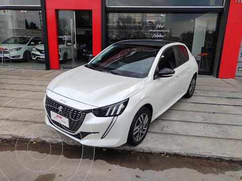 foto Peugeot 208 Feline 1.6 usado (2020) color Blanco Banquise precio $3.250.000