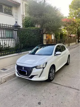 Peugeot 208 Allure 1.6 Tiptronic usado (2021) color Blanco Nacarado financiado en cuotas(anticipo $9.500.000 cuotas desde $200.000)