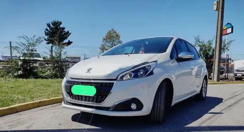 Peugeot 208 1.2L 5P Active Pack Puretech usado (2020) color Blanco precio $9.500.000