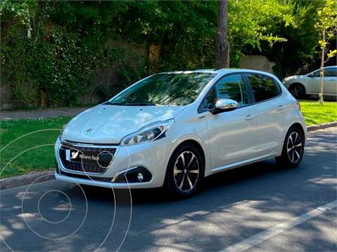 foto Peugeot 208 1.5L 5P Signature BlueHDi 100HP usado (2021) color Blanco precio $15.290.000