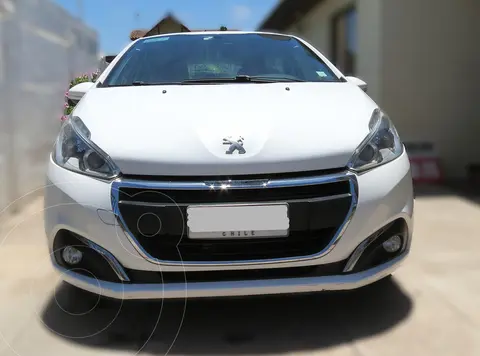 Peugeot 208 1.2L 5P Active Pack Puretech usado (2016) color Blanco precio $6.800.000