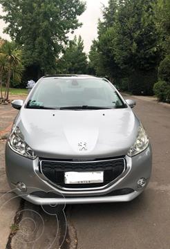 Peugeot 208 1.4L Allure e-HDi 5p usado (2014) color Gris Aluminium precio $8.500.000