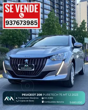 Peugeot 208 1.2L Active Pack PureTech 75HP usado (2023) color Gris precio $9.680.000