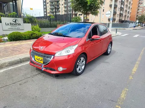 Peugeot 208 Allure usado (2013) color Rojo precio $32.900.000