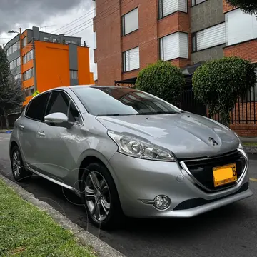 Peugeot 208 Allure usado (2015) color Gris precio $45.800.000