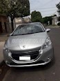 foto Peugeot 208 Feline 1.6 usado (2016) color Gris Claro precio $530.000