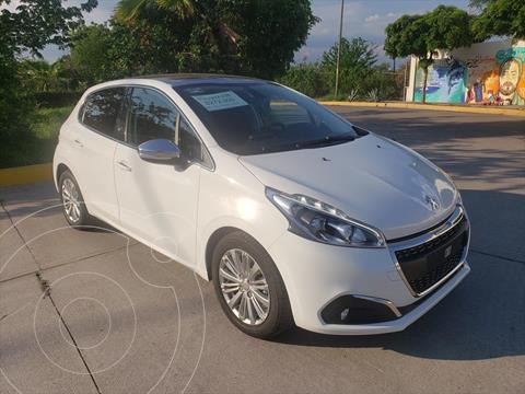 foto Peugeot 208 1.6L Allure Aut usado (2020) color Blanco precio $272,900