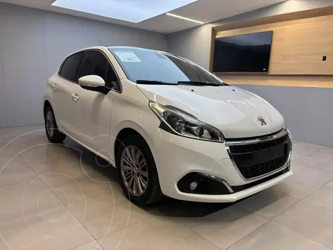 Peugeot 208 1.6L Allure Aut usado (2019) color Blanco precio $200,000