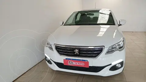 Peugeot 301 Allure 1.6 Plus usado (2017) color Blanco Banquise financiado en cuotas(anticipo $5.320.000 cuotas desde $166.250)