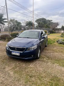 Peugeot 301 Allure 1.6 HDi usado (2018) color Azul precio $14.000.000