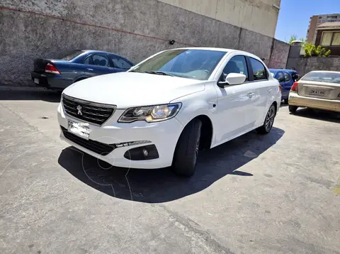 Peugeot 301 1.6L Allure HDi 92HP usado (2021) color Blanco precio $9.800.000