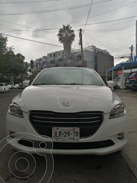 Peugeot 301 1.6L Active usado (2015) color Blanco Banquise precio $125,000
