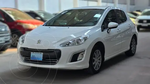 Peugeot 308 CC 308 1.6 ACTIVE usado (2014) color Blanco precio $13.899.000