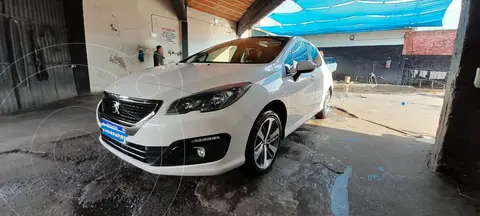 Peugeot 308 Allure Pack usado (2018) color Blanco Nacre precio $16.000.000