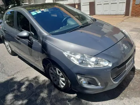 Peugeot 308 Allure NAV usado (2015) color Gris precio $15.500.000